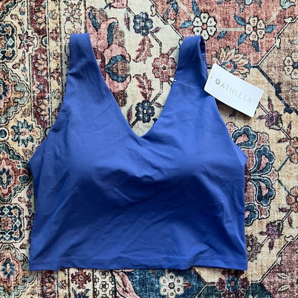 Athleta Tops - Athleta Blue v-neck bra yoga Crop Top, NWT, size XL